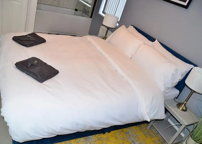 Blok 3 -Jacuzzi Suites, Apartment & Ensuite RoomsAparthotel